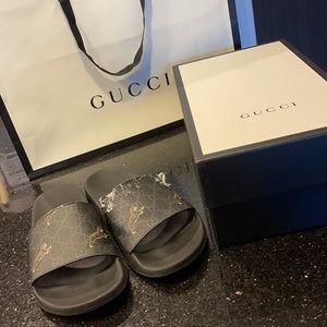 Gucci slides